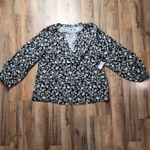 ❗️NWT❗️Women's Old Navy Long-Sleeve Split-Neck Floral Top Black/White Size Small
